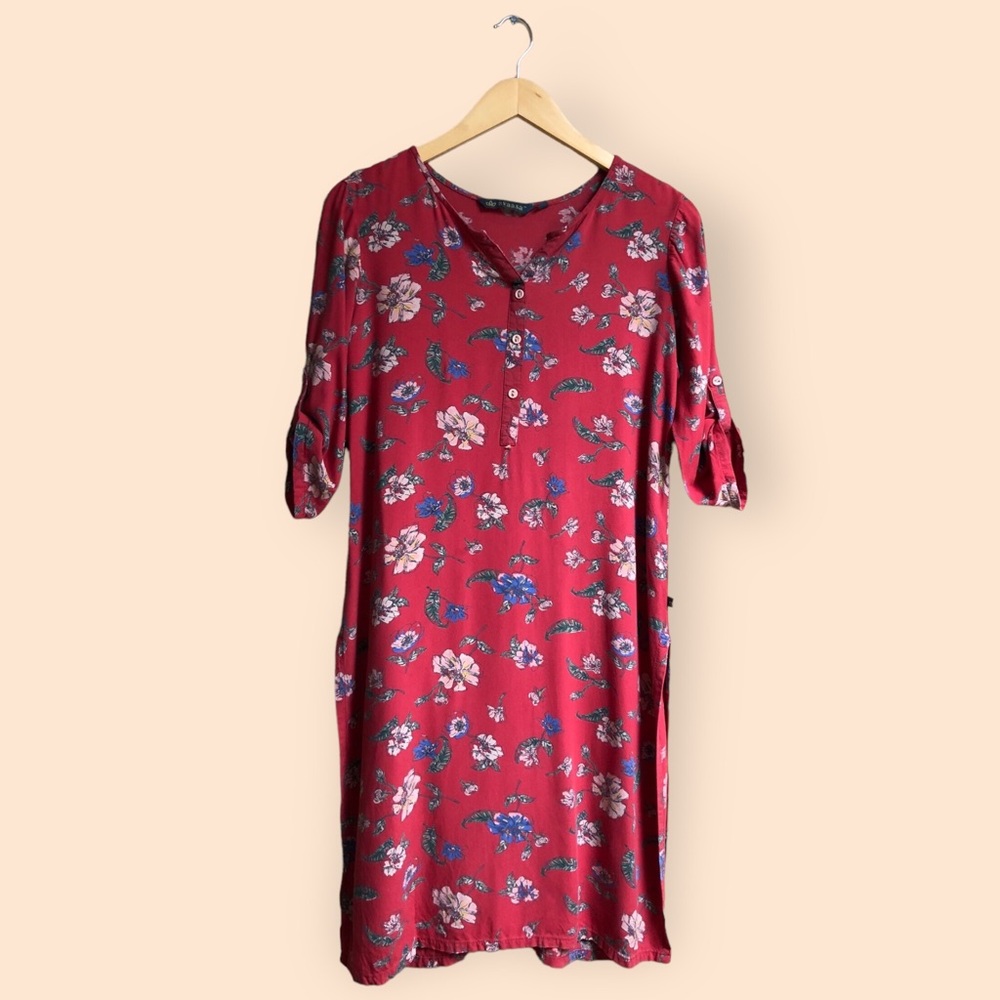 Avaasa Floral Kurta Tunic Top Roll Sleeves Long Length Shirt Slit Sides Women M
